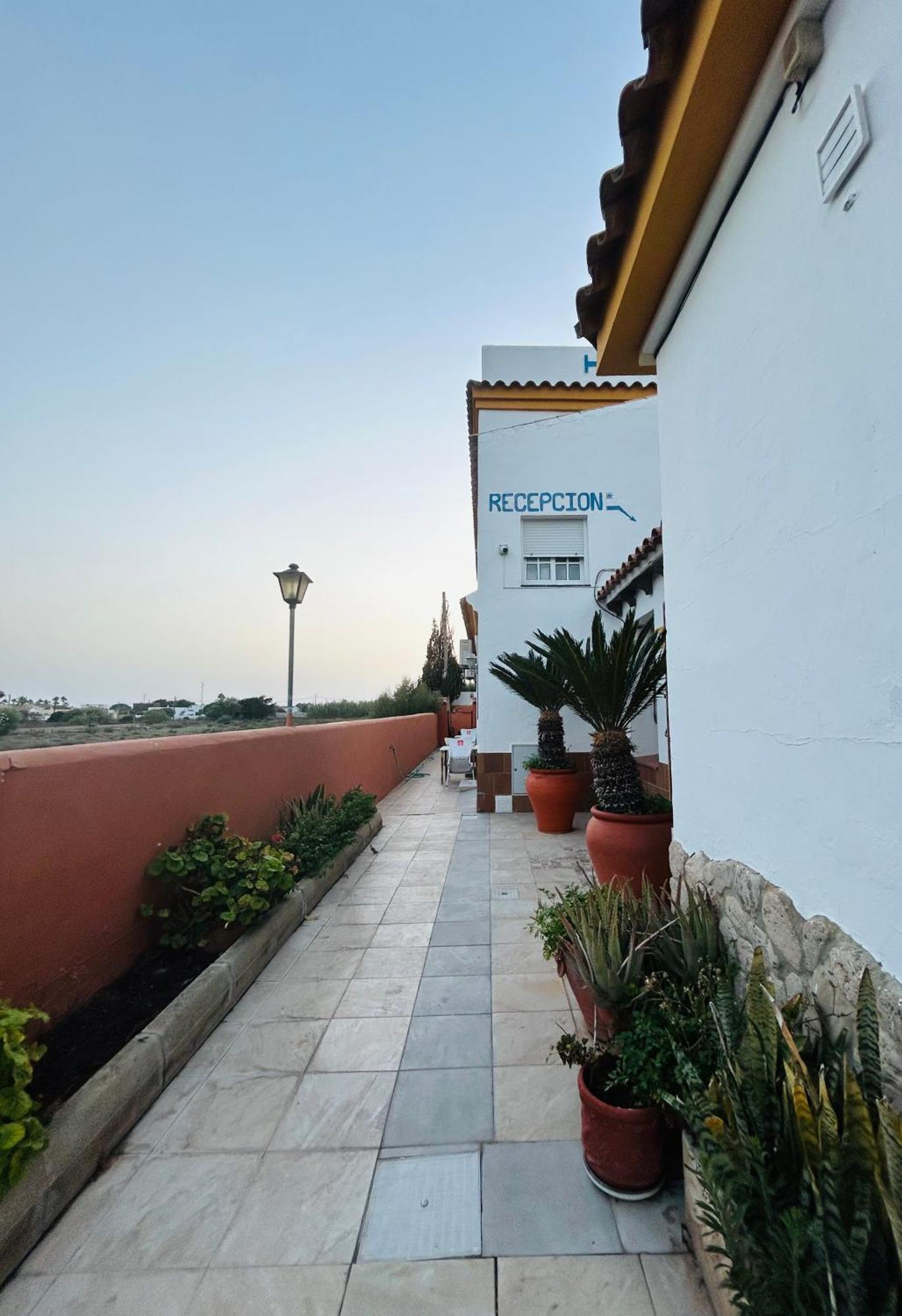 Hostal Cafeteria El Mero Zahora Kültér fotó